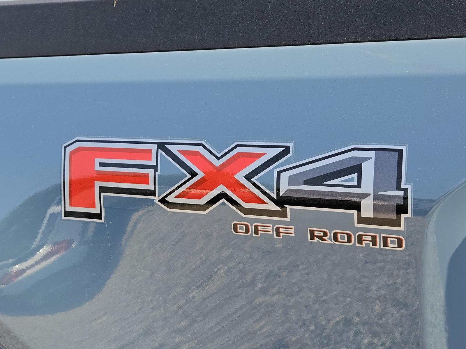 2022 Ford Maverick Lariat photo 5
