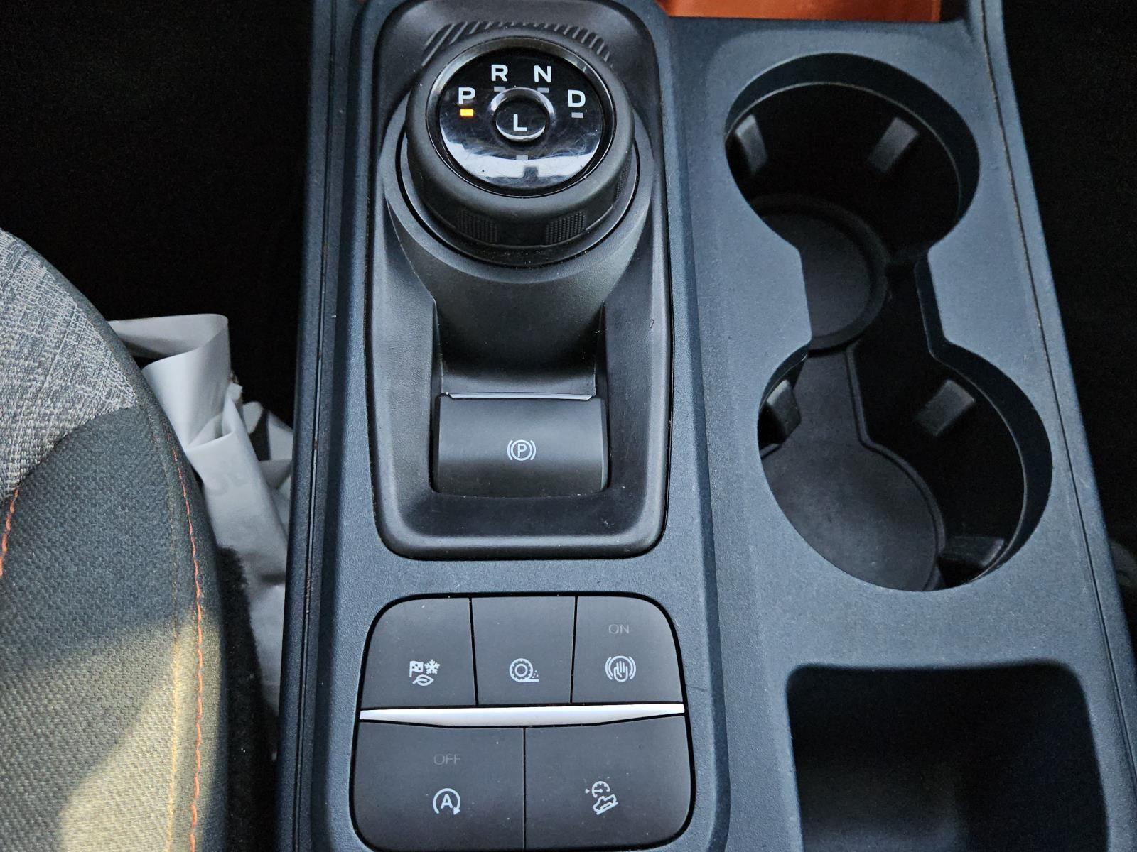 2022 Ford Maverick Lariat photo 13