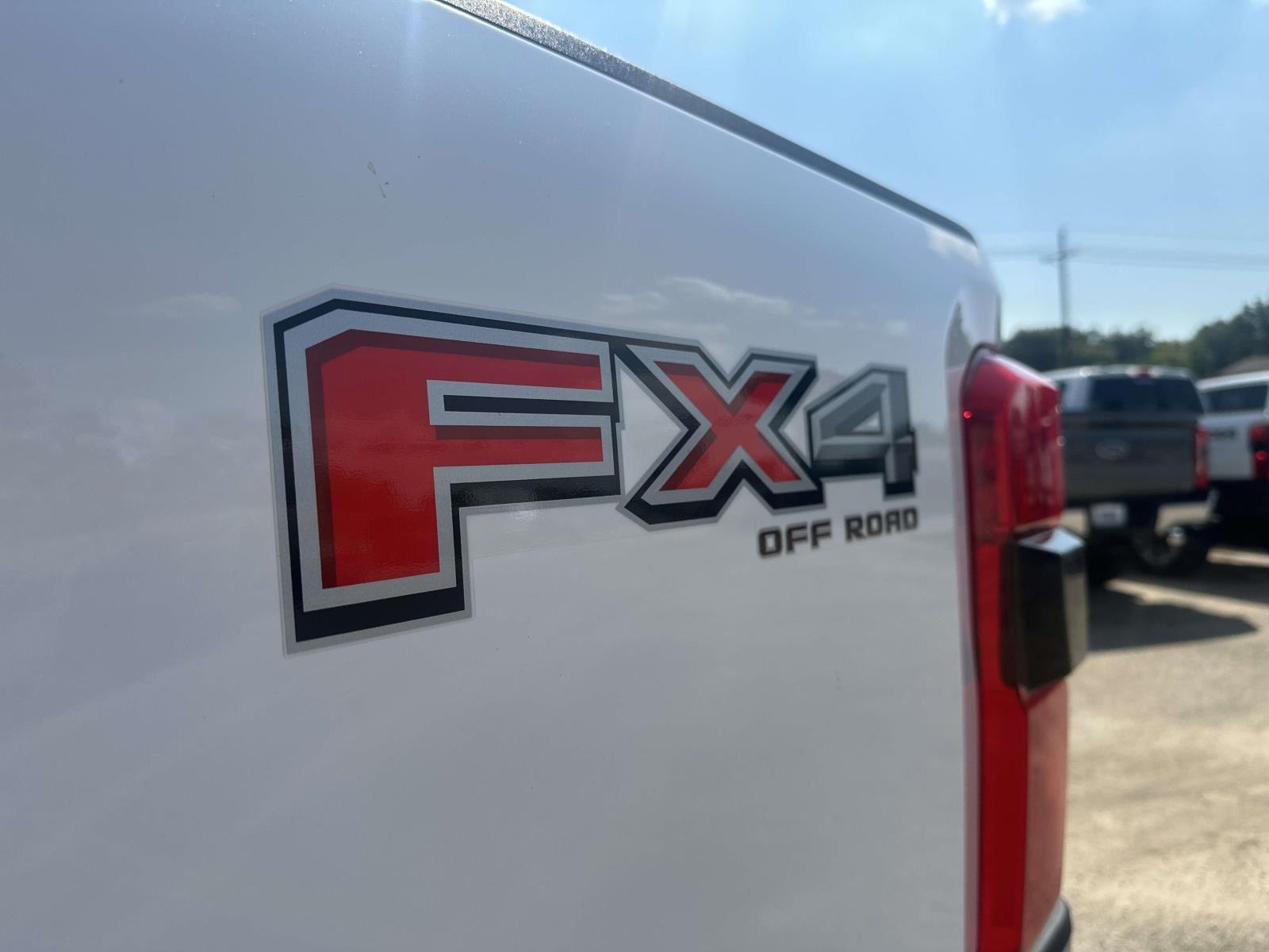 2023 Ford F-250 Lariat photo 6