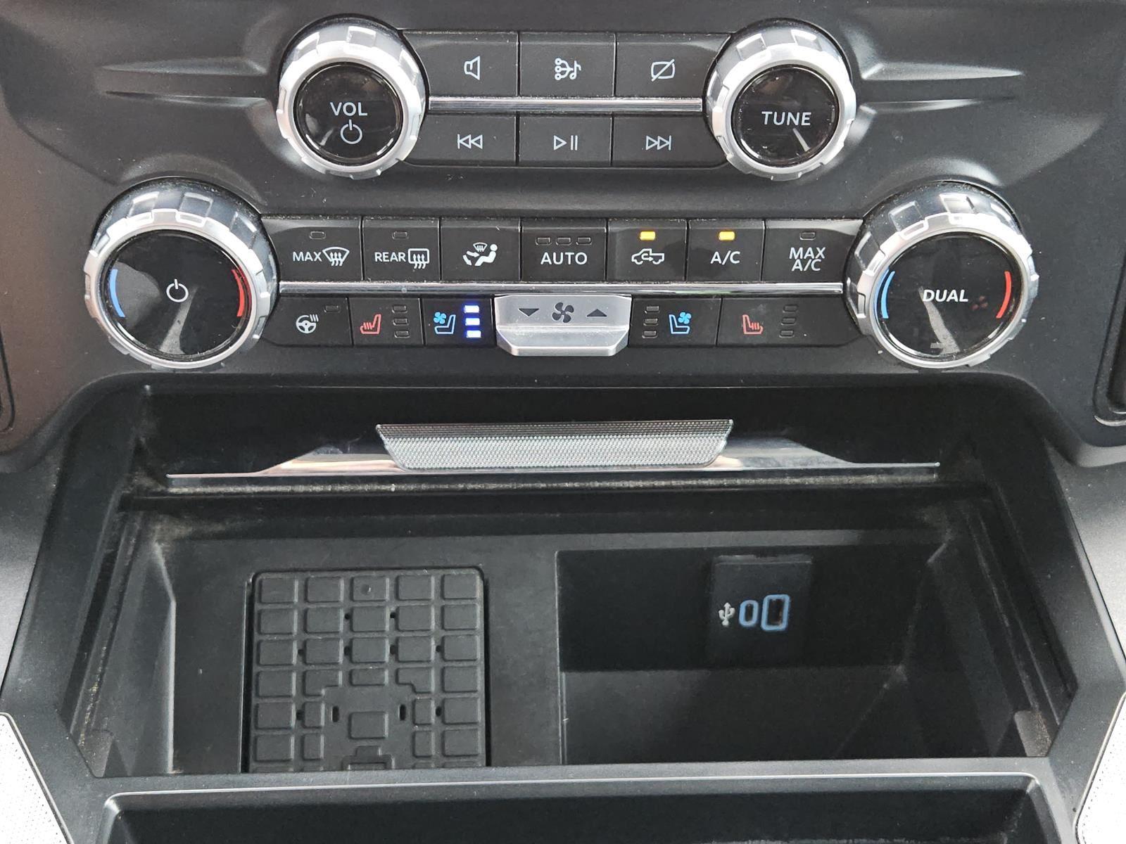 2023 Ford F-250 Lariat photo 14