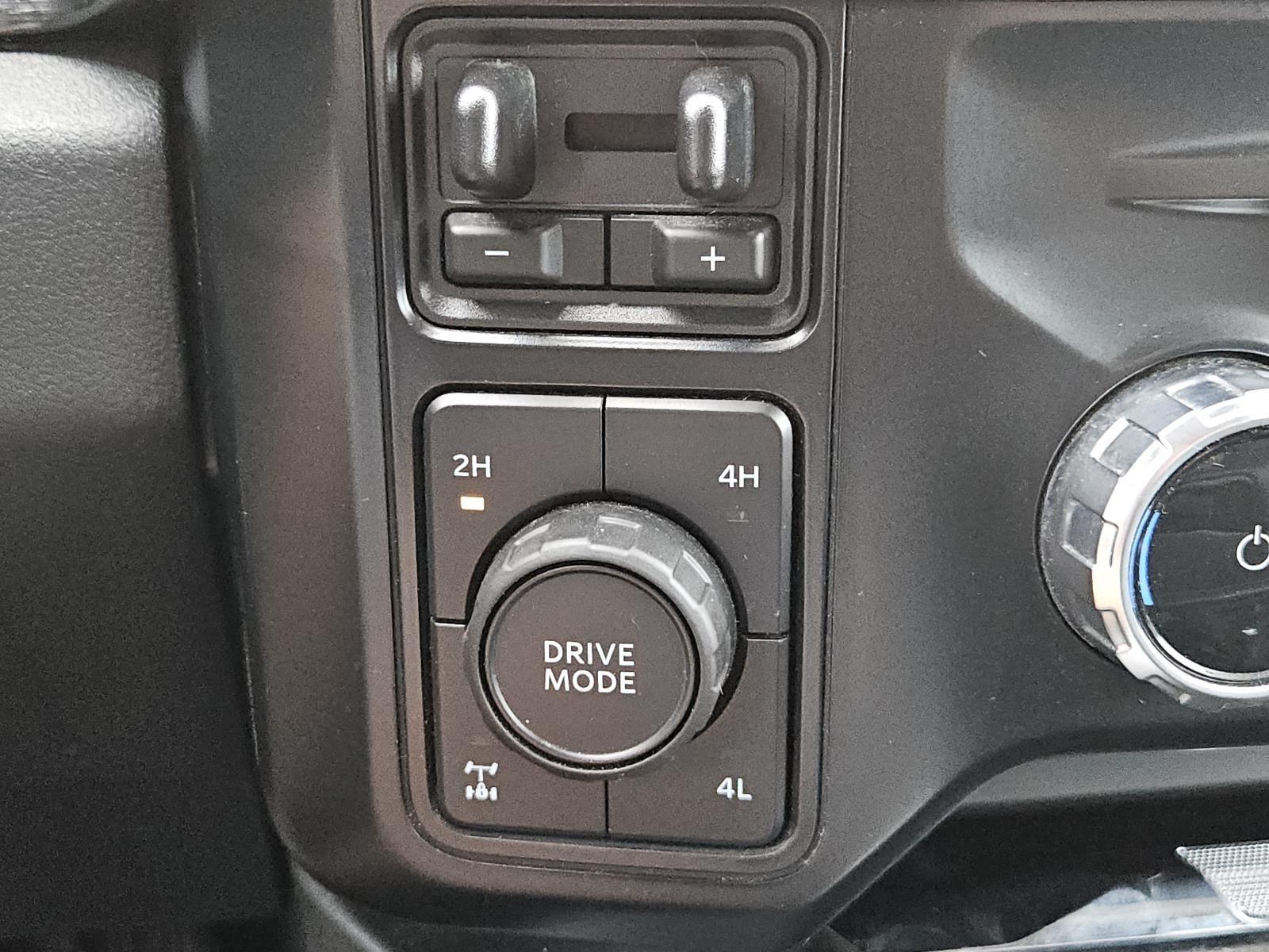 2023 Ford F-250 Lariat photo 11