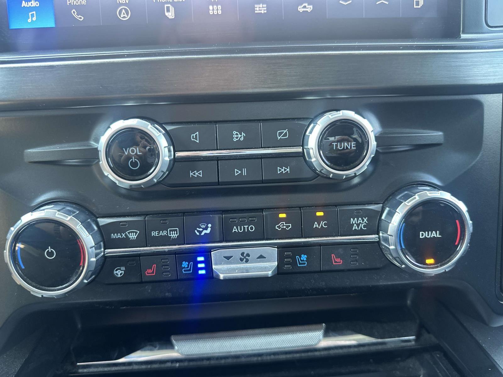 2023 Ford F-250 Lariat photo 17