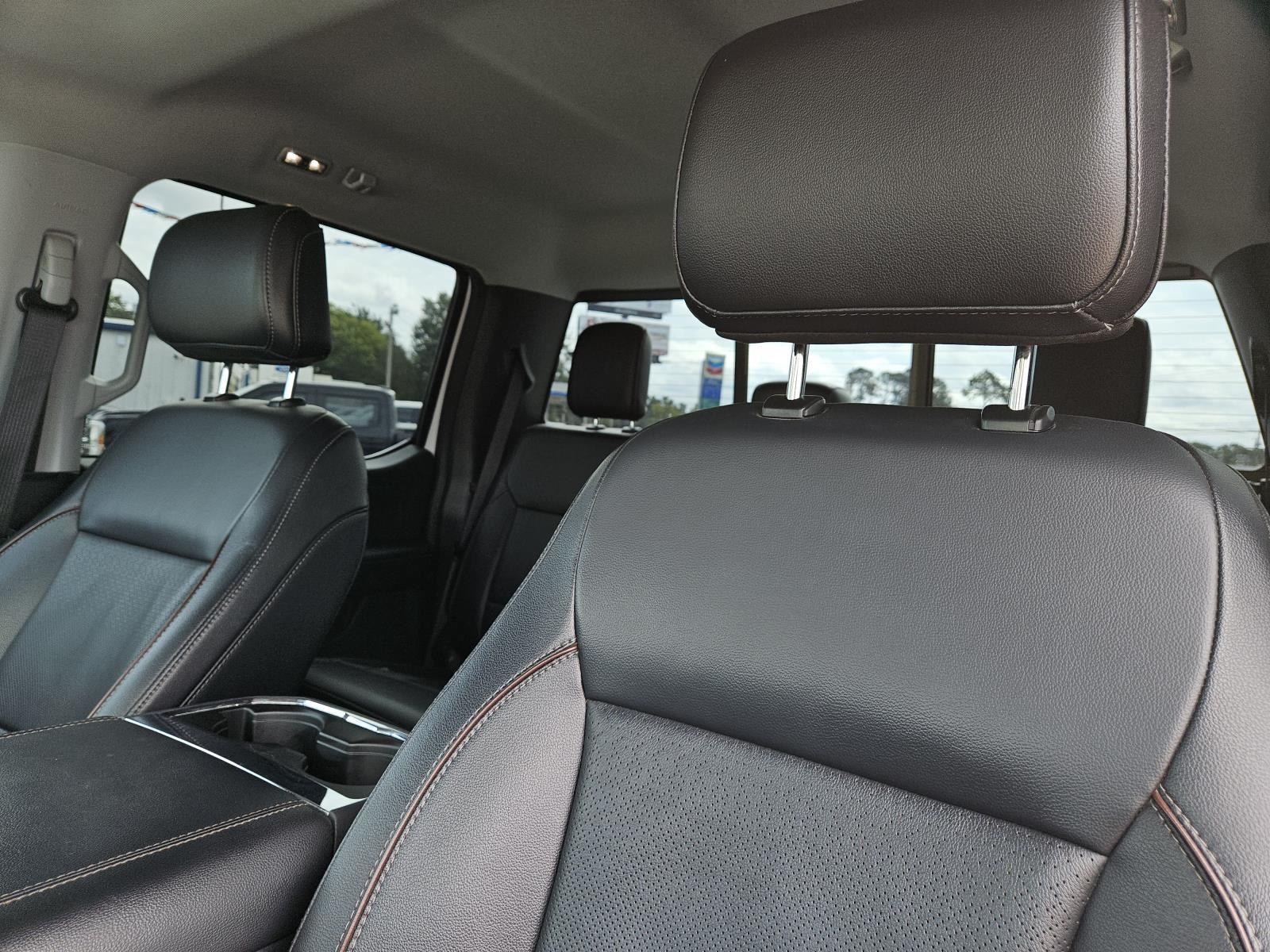 2023 Ford F-250 Lariat photo 25