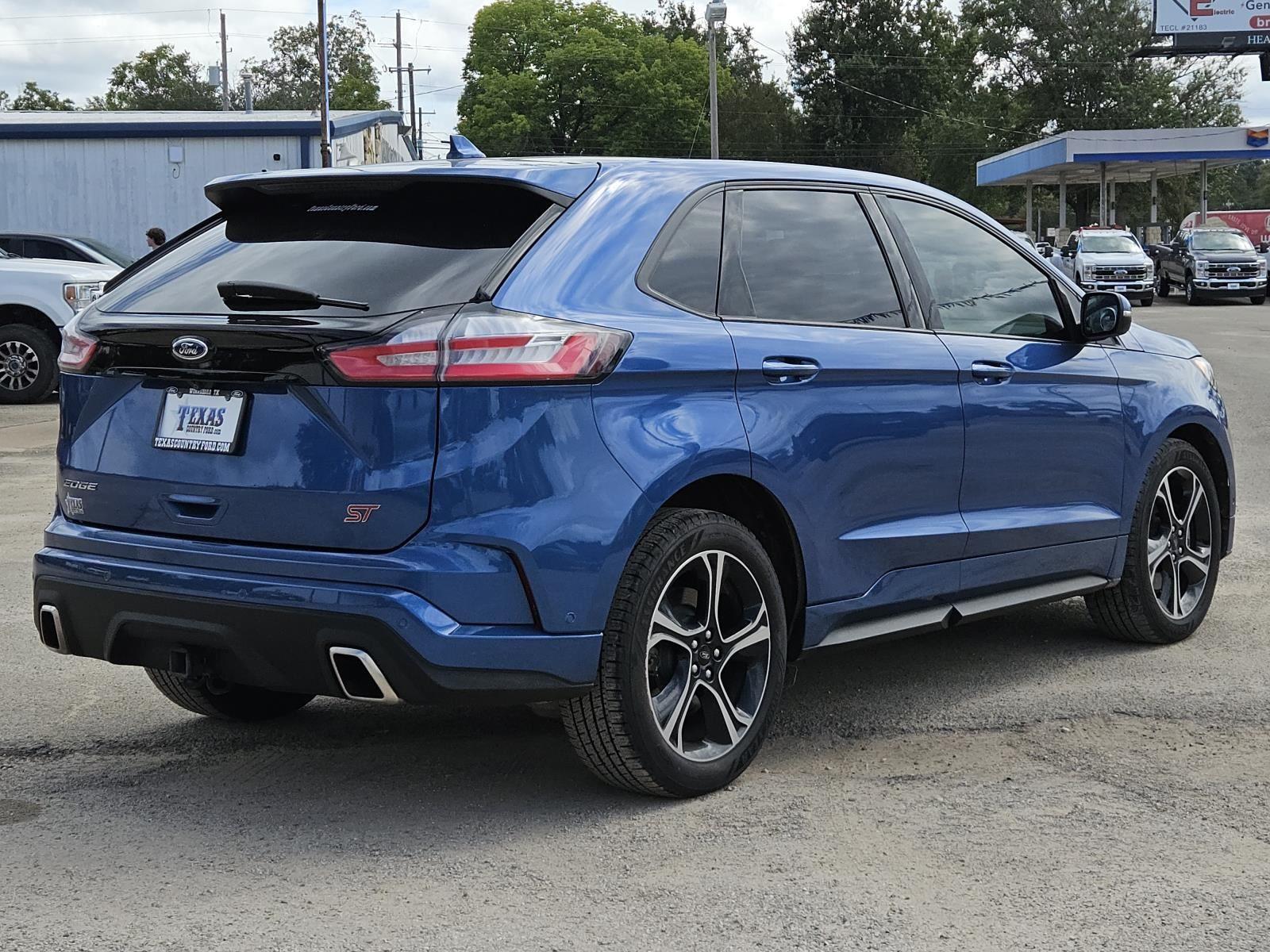 2020 Ford Edge ST photo 5