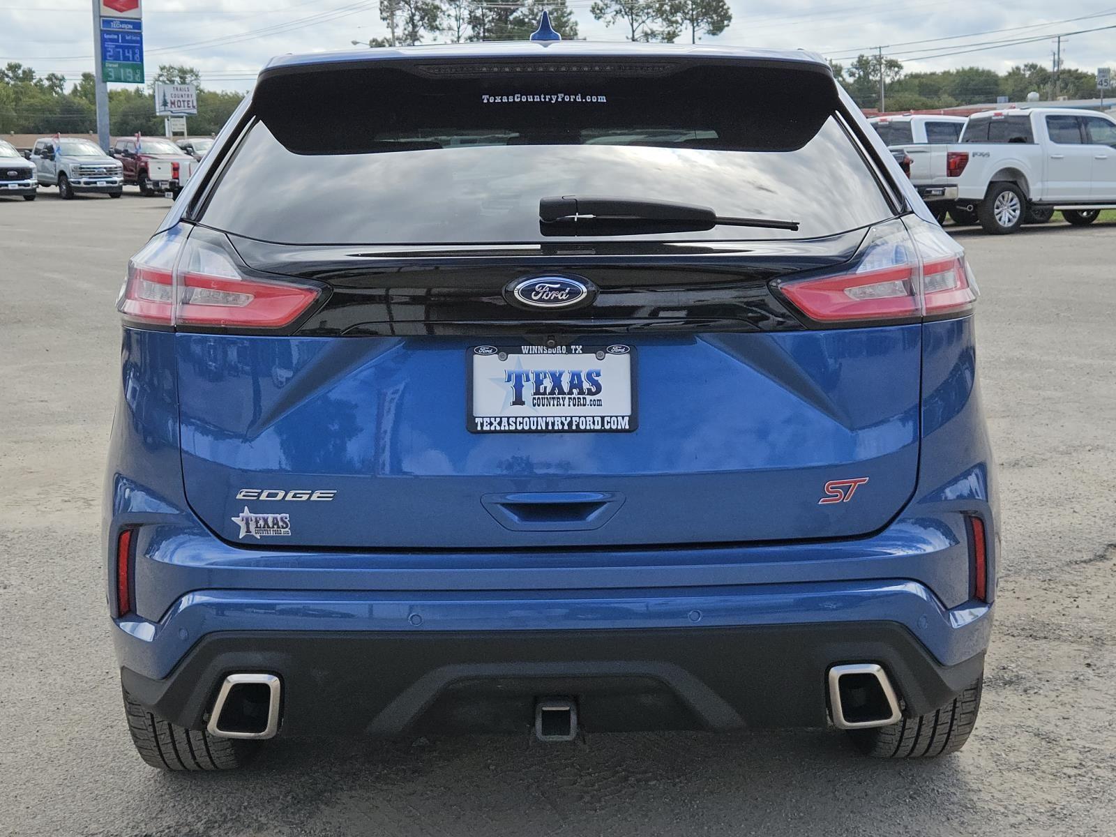 2020 Ford Edge ST photo 6