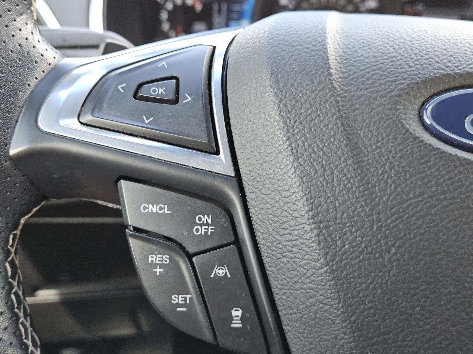 2020 Ford Edge ST photo 20