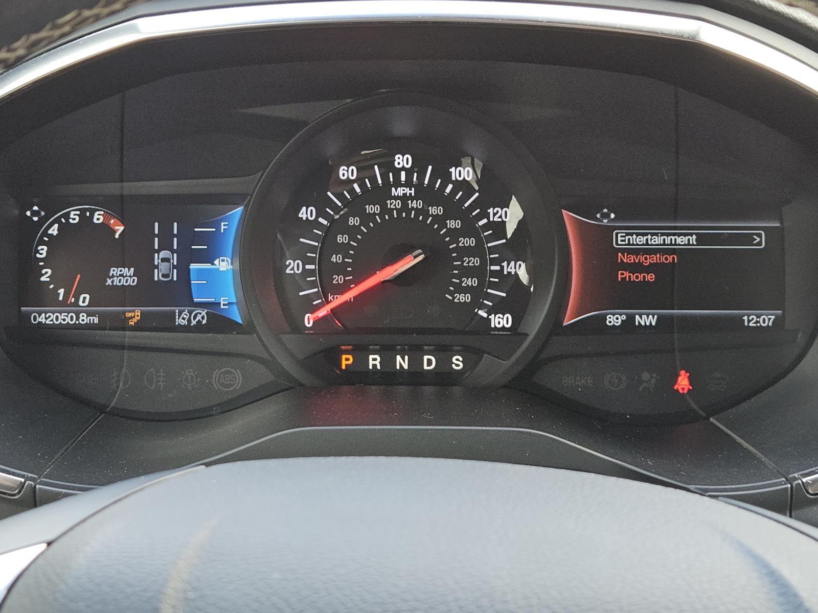 2020 Ford Edge ST photo 22