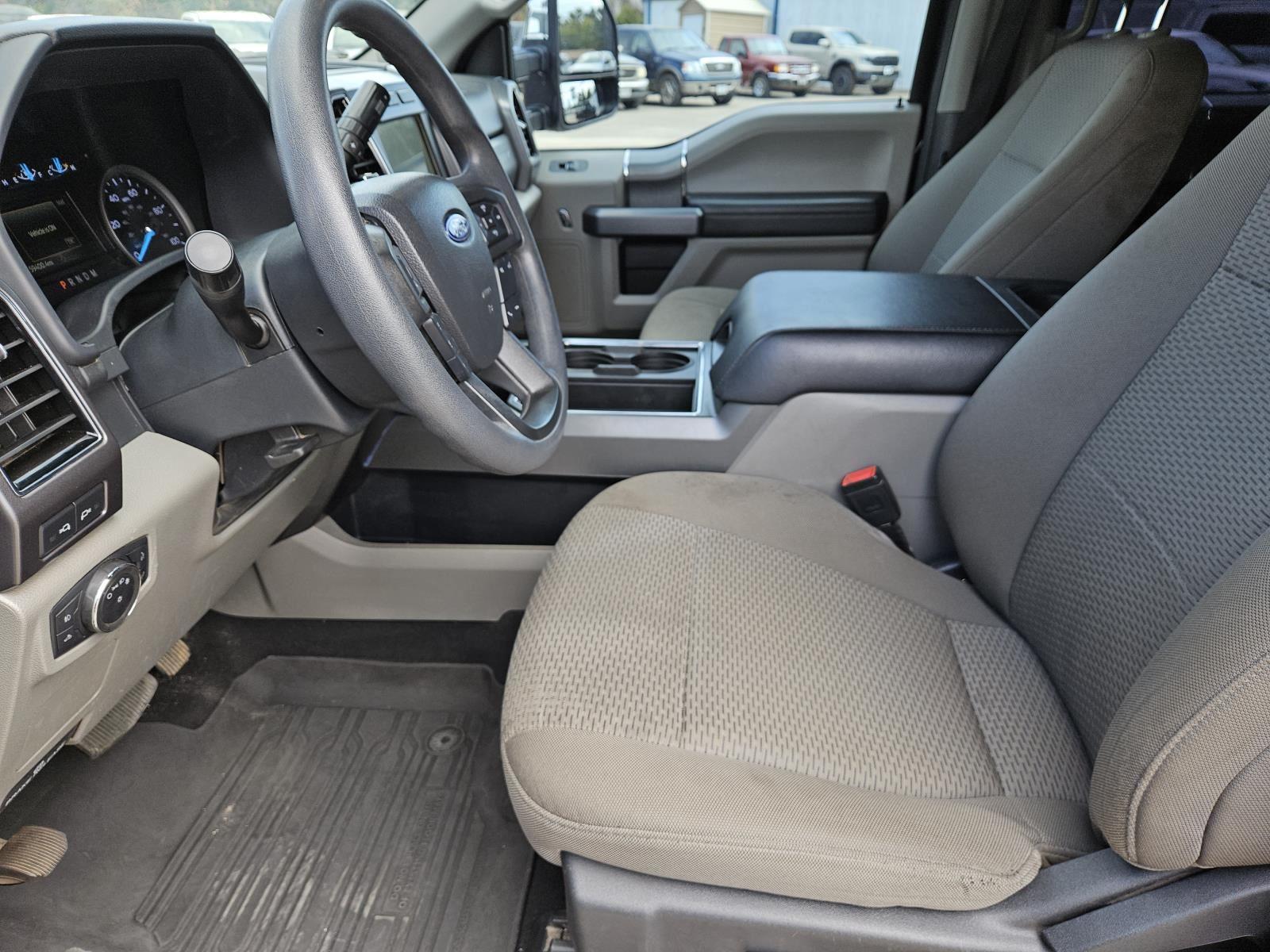 2022 Ford F-250 XLT photo 22