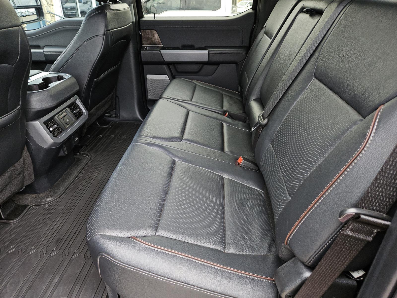 2024 Ford F-250 Lariat photo 29