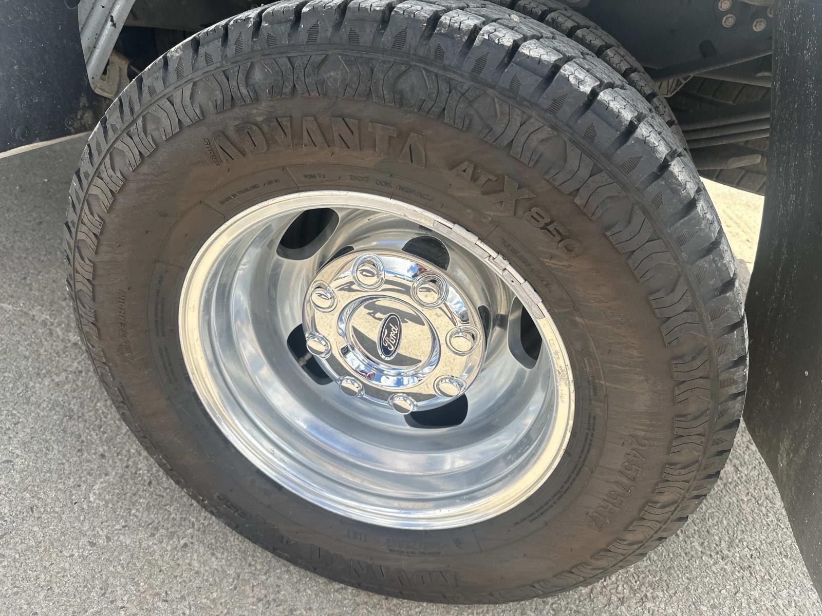 2022 Ford F-350 XL photo 5