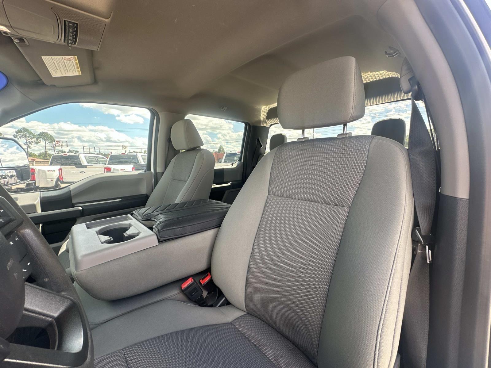 2022 Ford F-350 XL photo 11