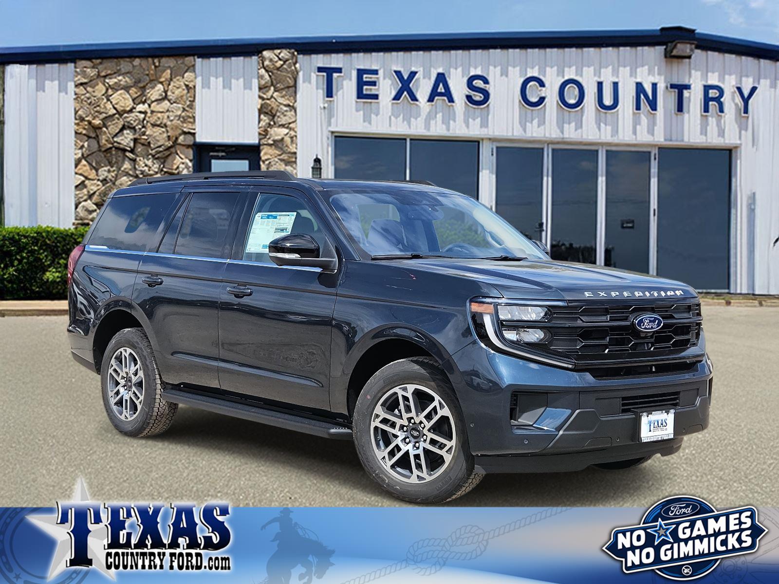 2025 Ford Expedition Active's photo