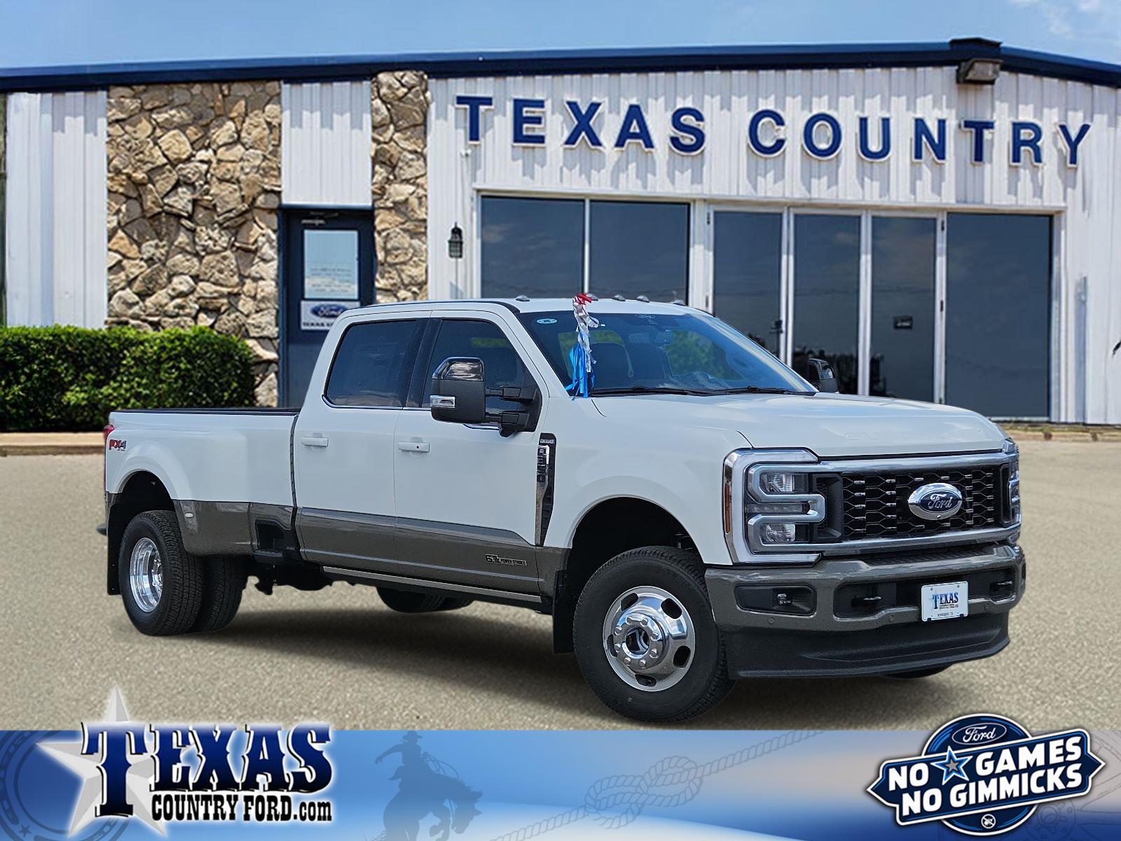 2026 Ford F-350 Super Duty King Ranch's photo