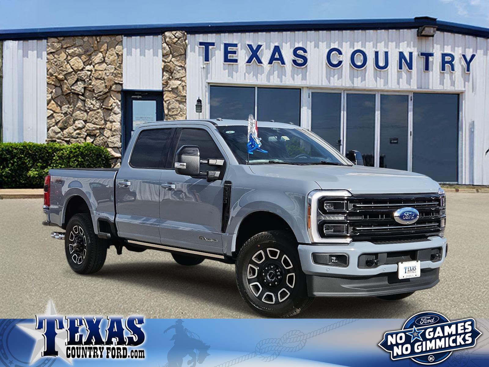 2026 Ford F-250 Super Duty Platinum's photo