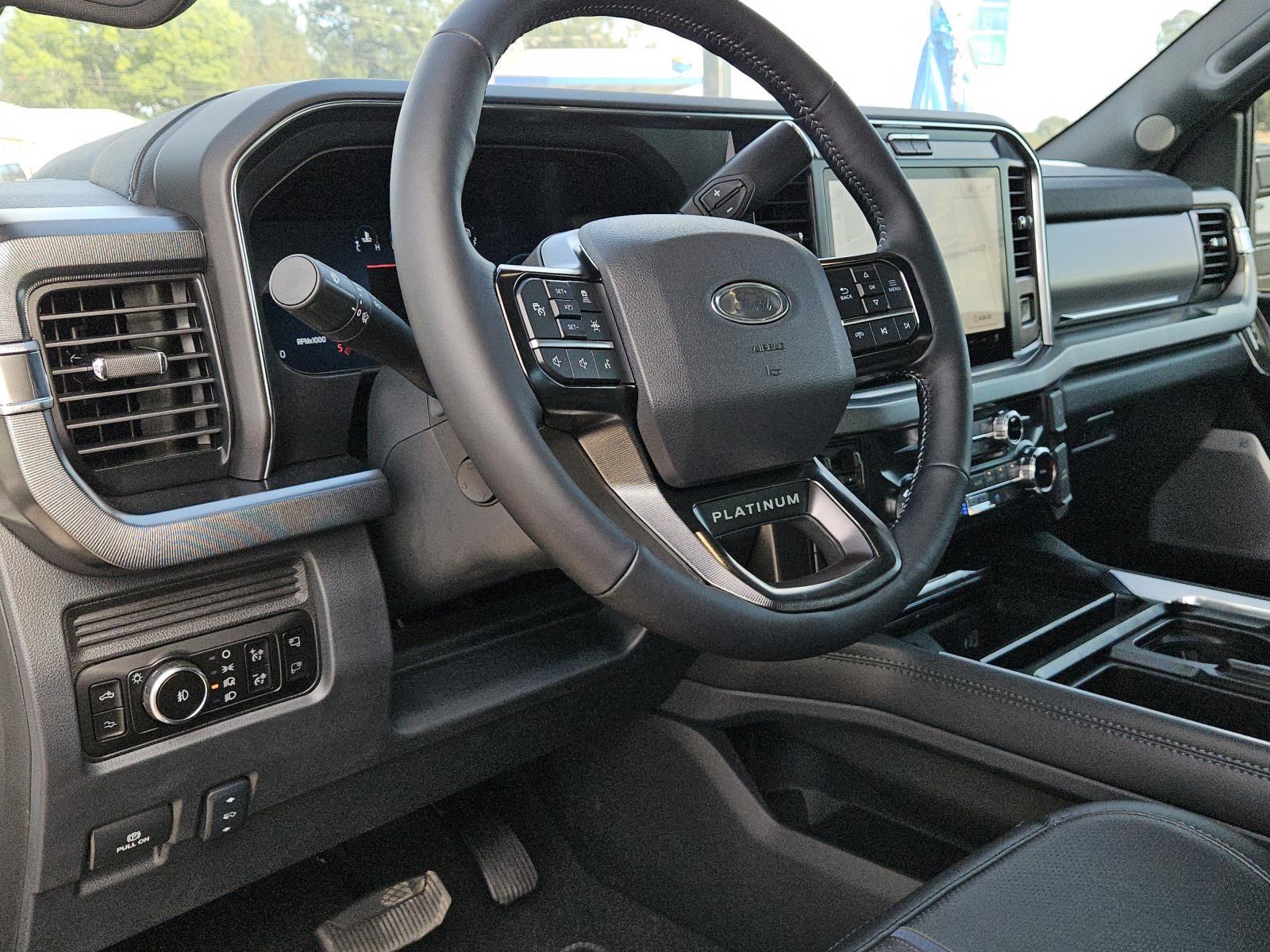 2026 Ford F-250 Super Duty Platinum - Photo 27