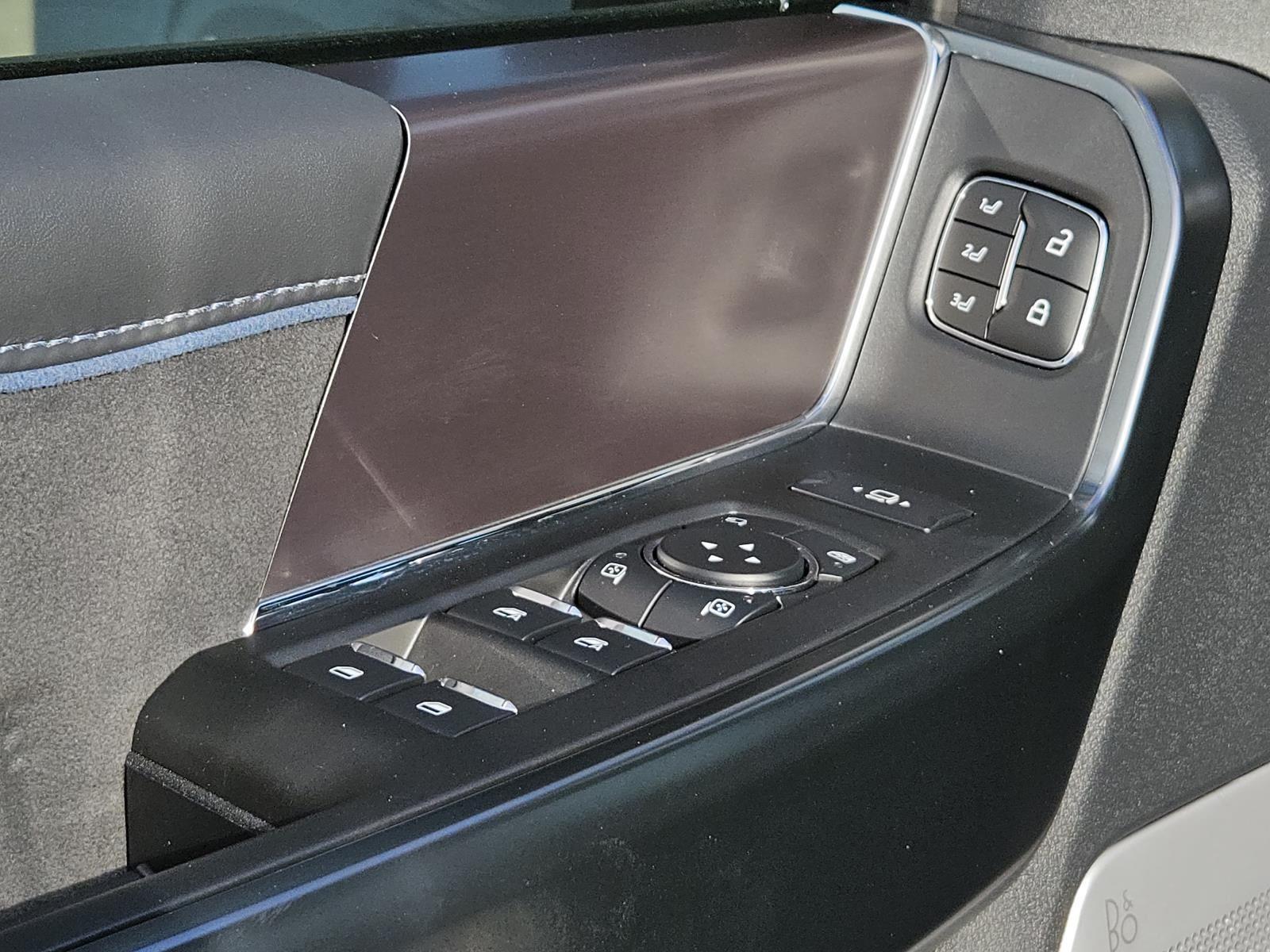 2026 Ford F-250 Super Duty Platinum - Photo 28