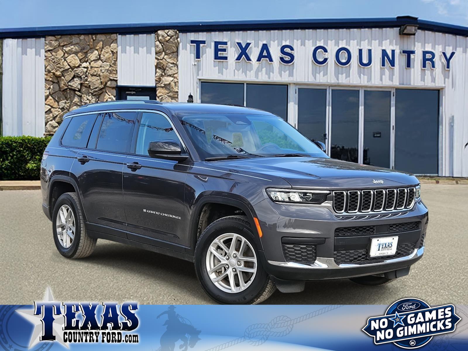 2024 Jeep Grand Cherokee L Laredo's photo