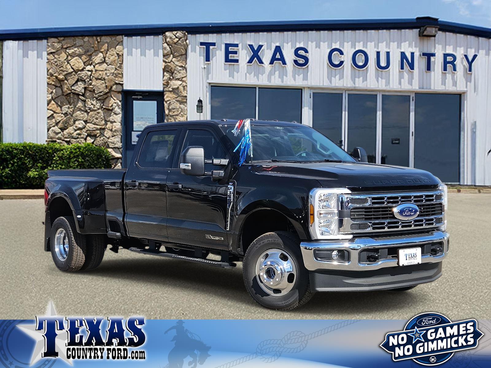 2026 Ford F-350 Super Duty XLT's photo