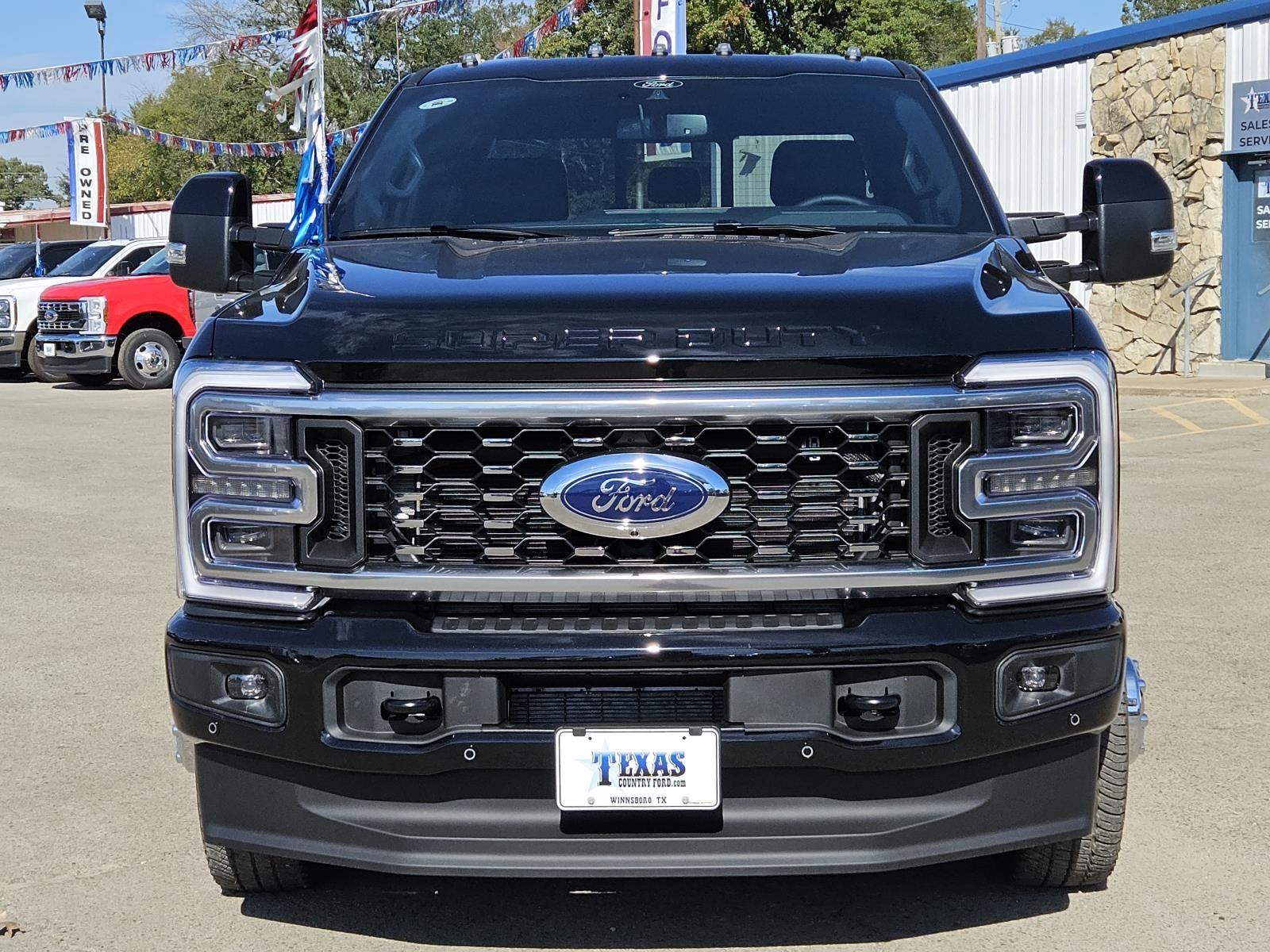 2026 Ford F-350 Platinum photo 2