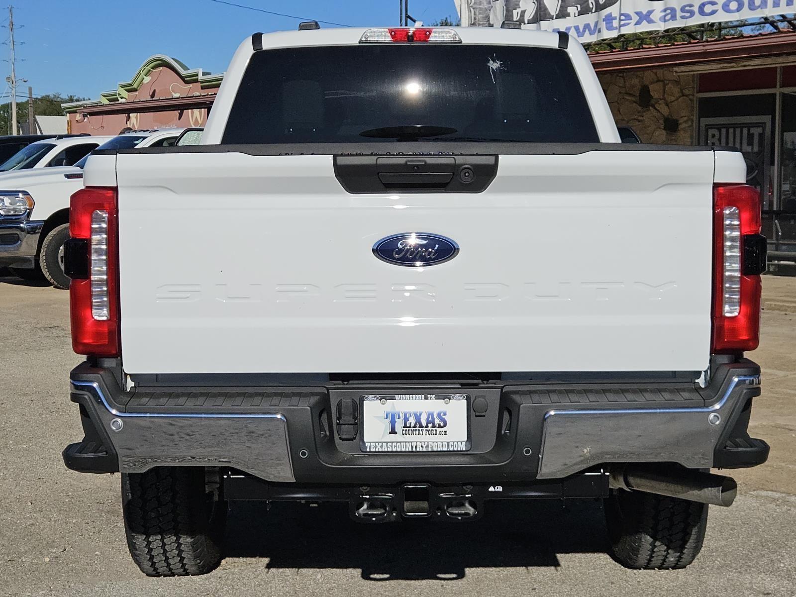 2026 Ford F-250 XLT photo 4