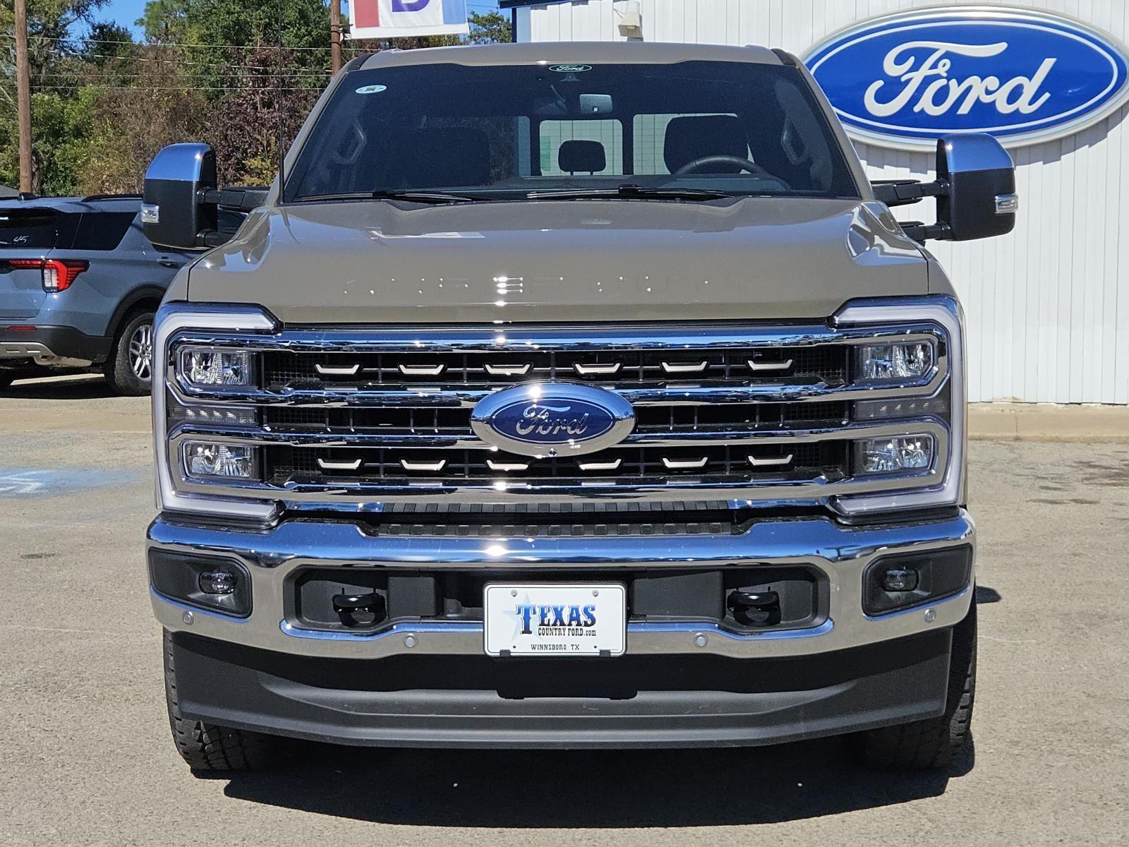 2026 Ford F-350 King Ranch photo 2