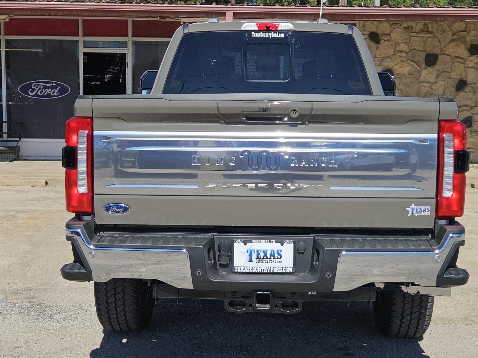 2026 Ford F-350 King Ranch photo 4