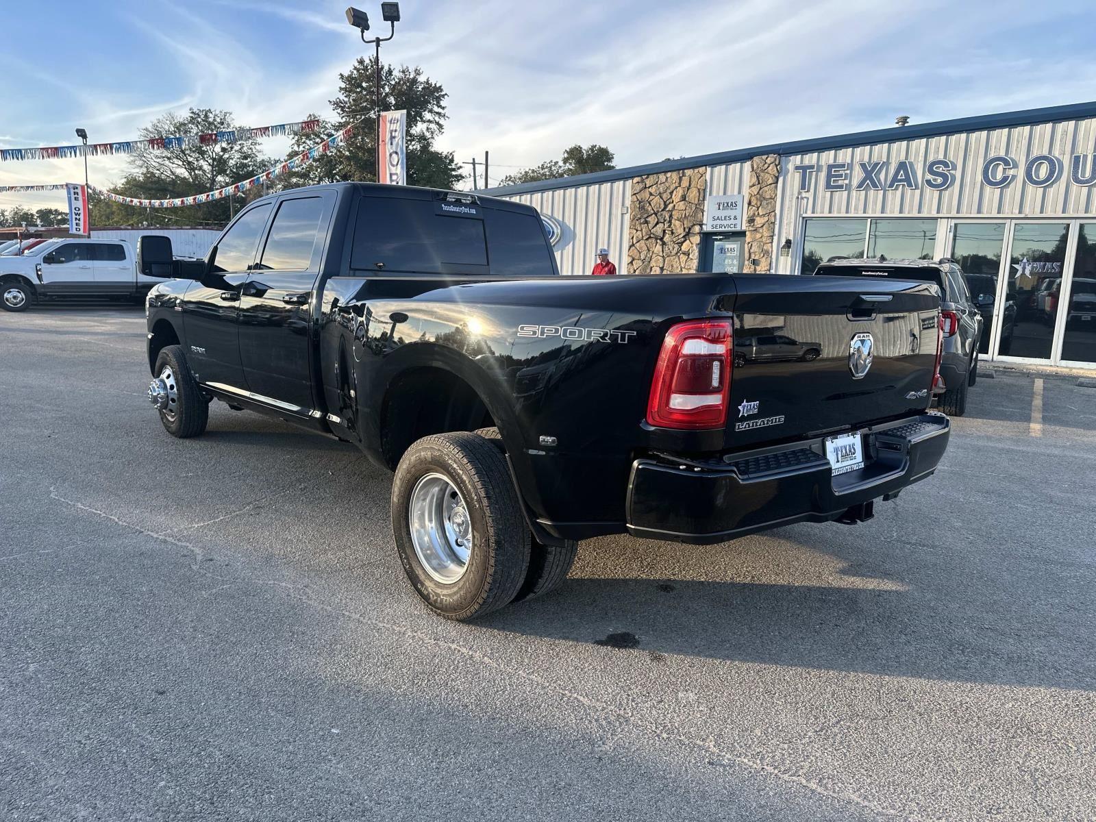 2024 Ram 3500 Laramie photo 4