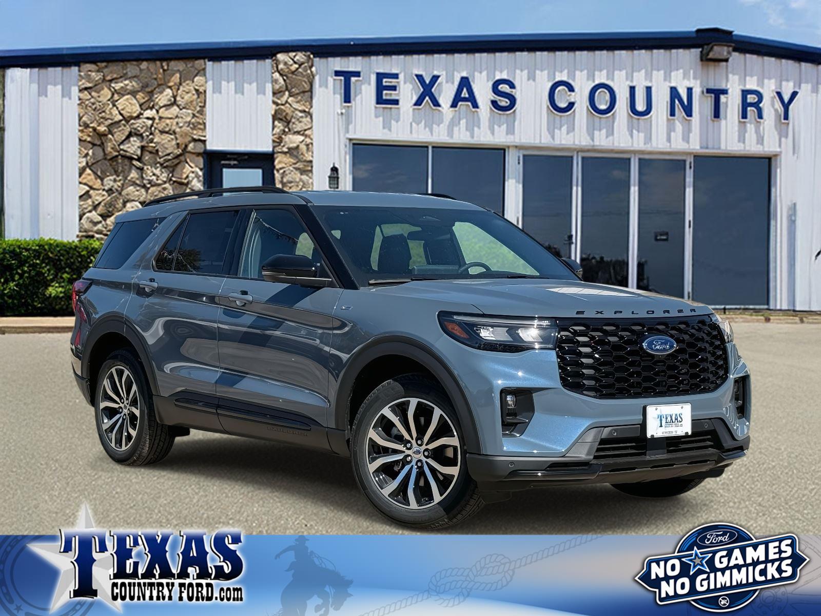 2026 Ford Explorer ST-LINE's photo