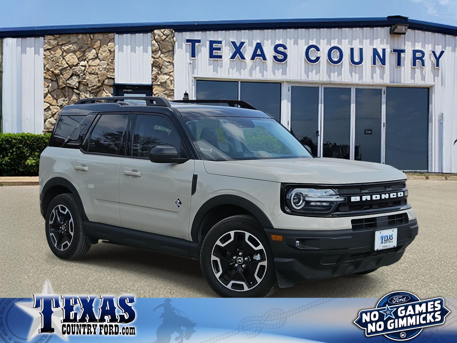 2024 Ford Bronco Sport Outer Banks's photo