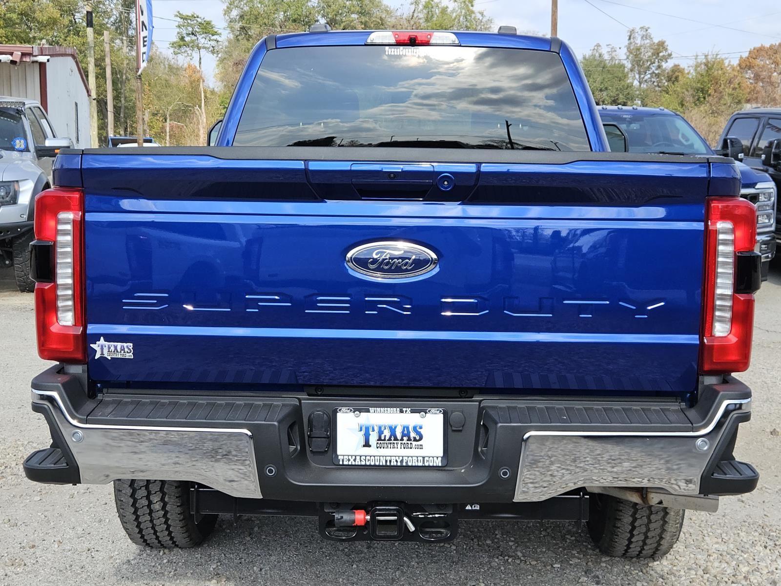 2026 Ford F-250 Lariat photo 4