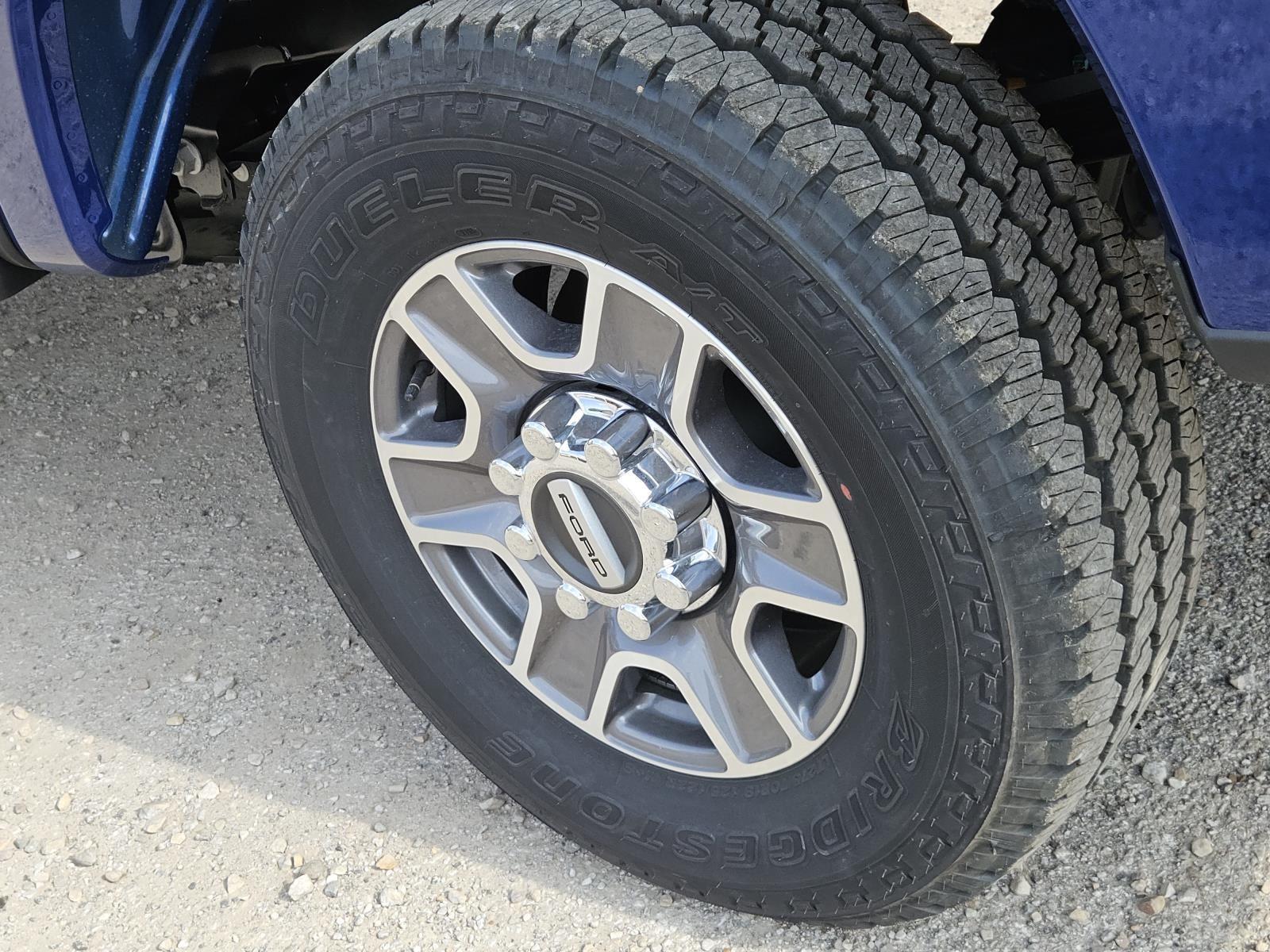 2026 Ford F-250 Super Duty Lariat - Photo 6