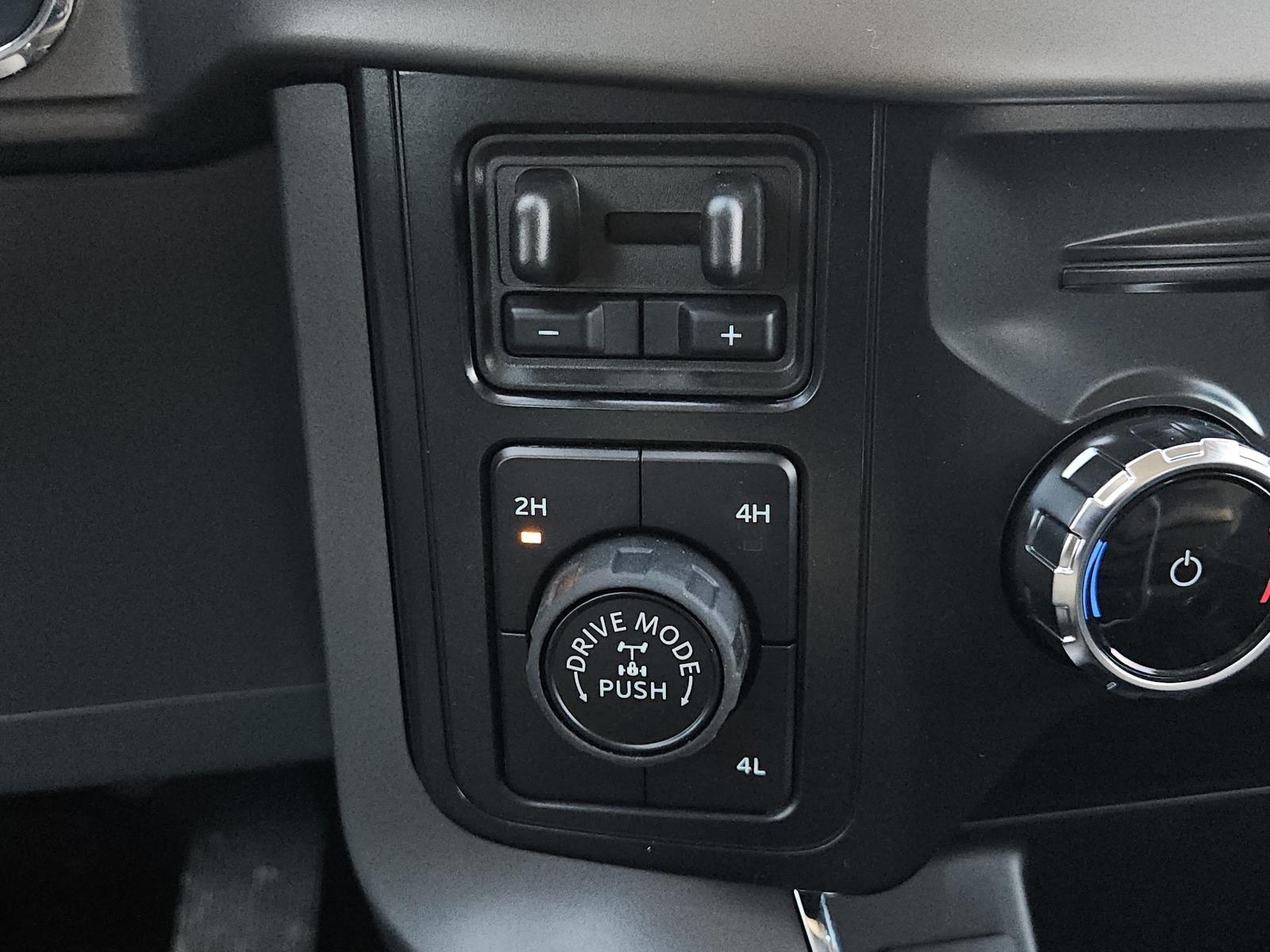 2026 Ford F-150 XLT - Photo 16