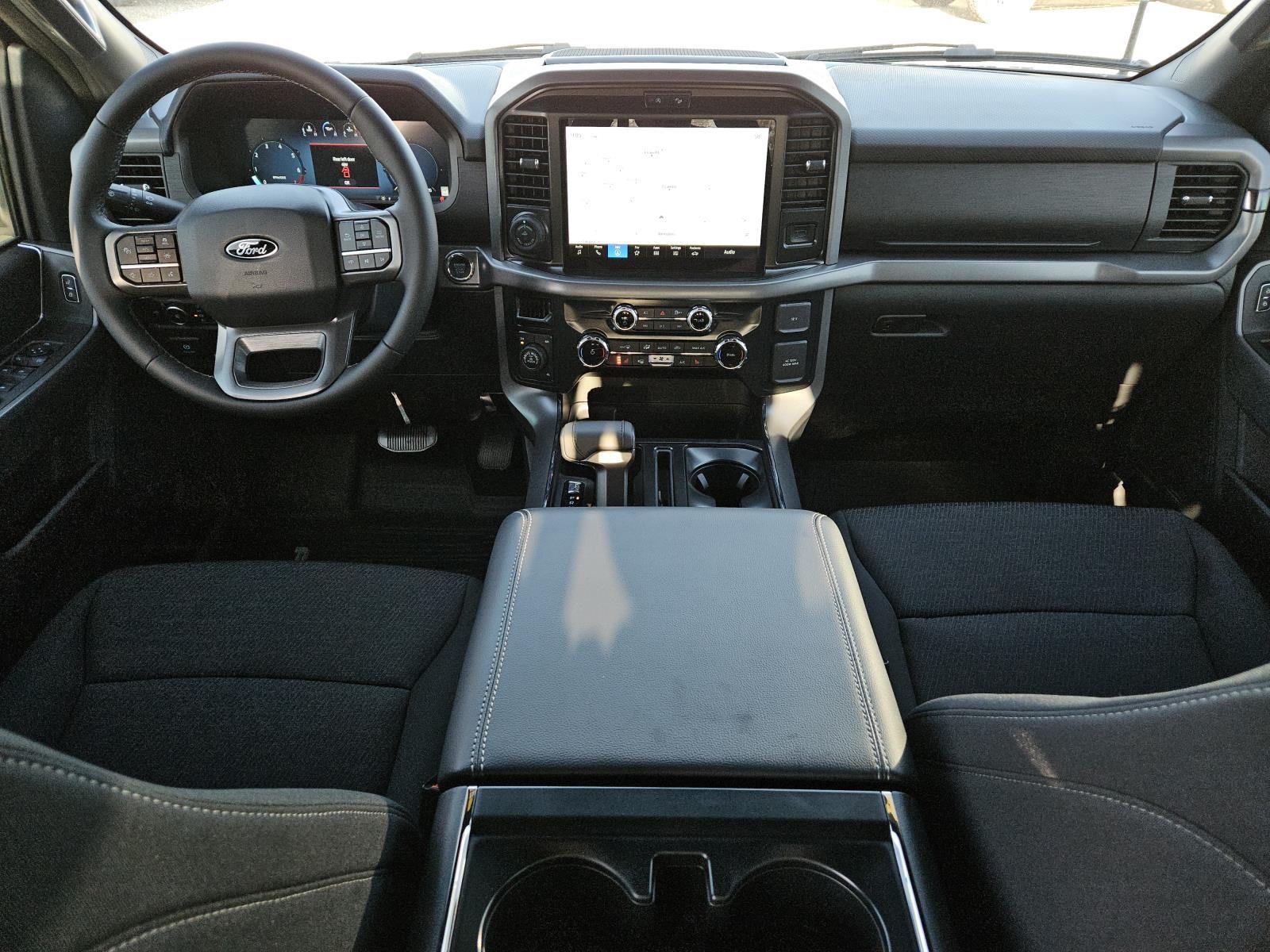 2026 Ford F-150 XLT - Photo 12