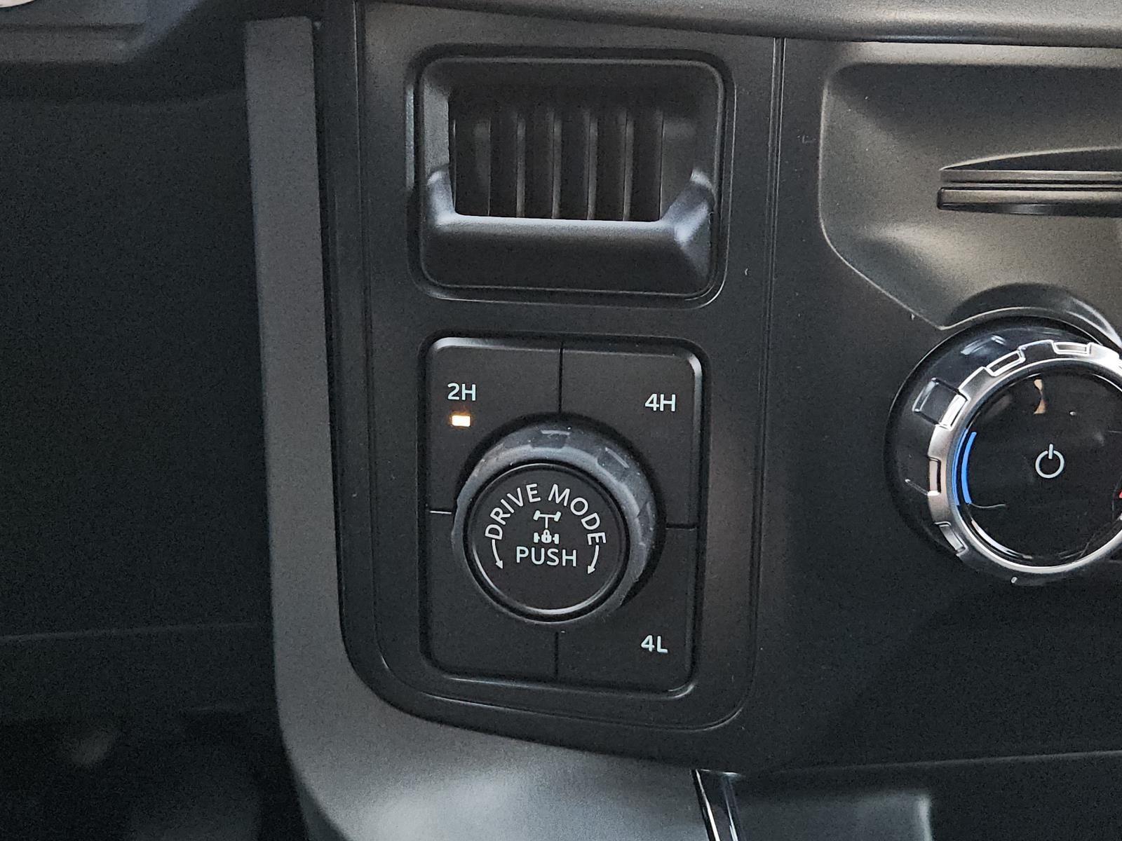 2026 Ford F-150 XLT - Photo 16