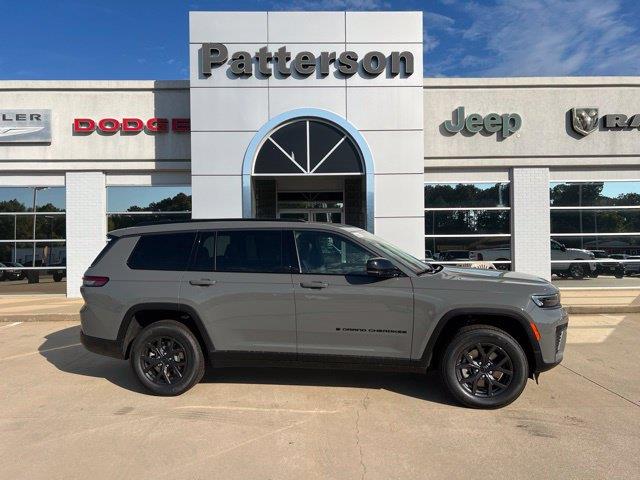 2027 Jeep Grand Cherokee L Laredo