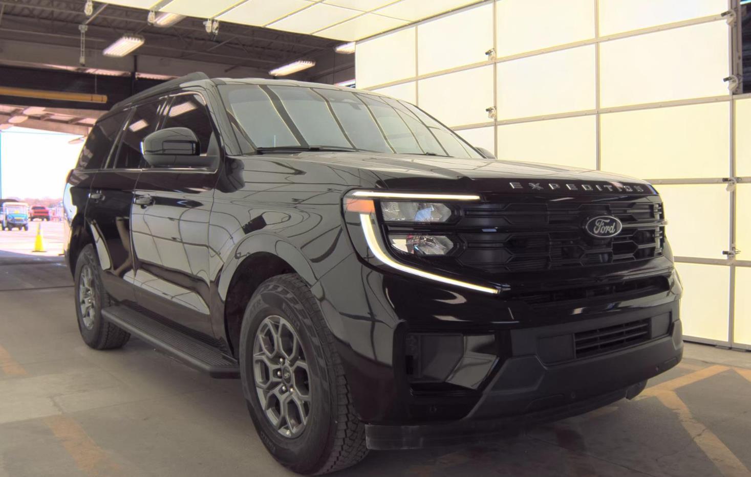 2025 Ford Expedition Active RWD