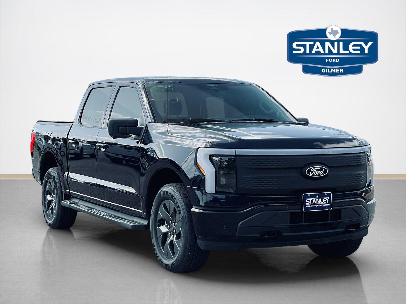Antimatter Blue Metallic 2025 Ford F-150 Lightning Pickup Truck All-Wheel Drive Automatic