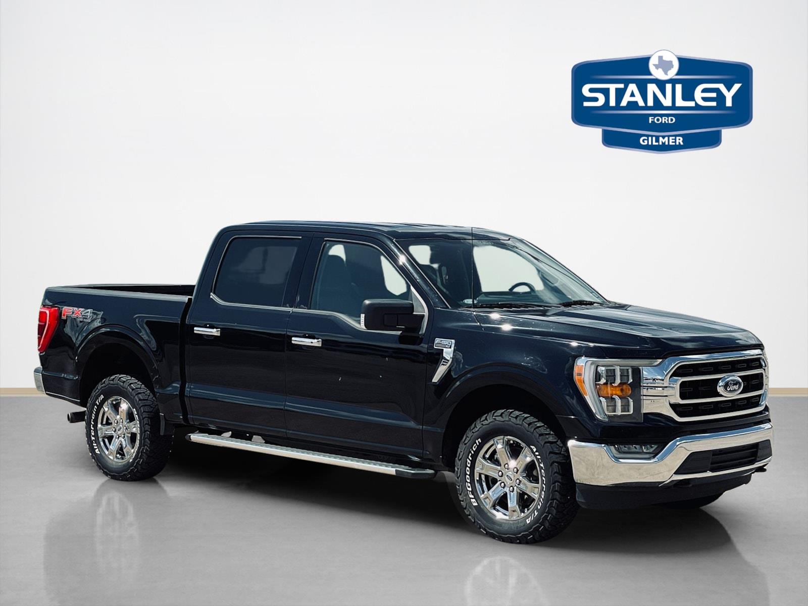 Agate Black Metallic 2022 Ford F-150 Pickup Truck Four-Wheel Drive 10-Speed Automatic