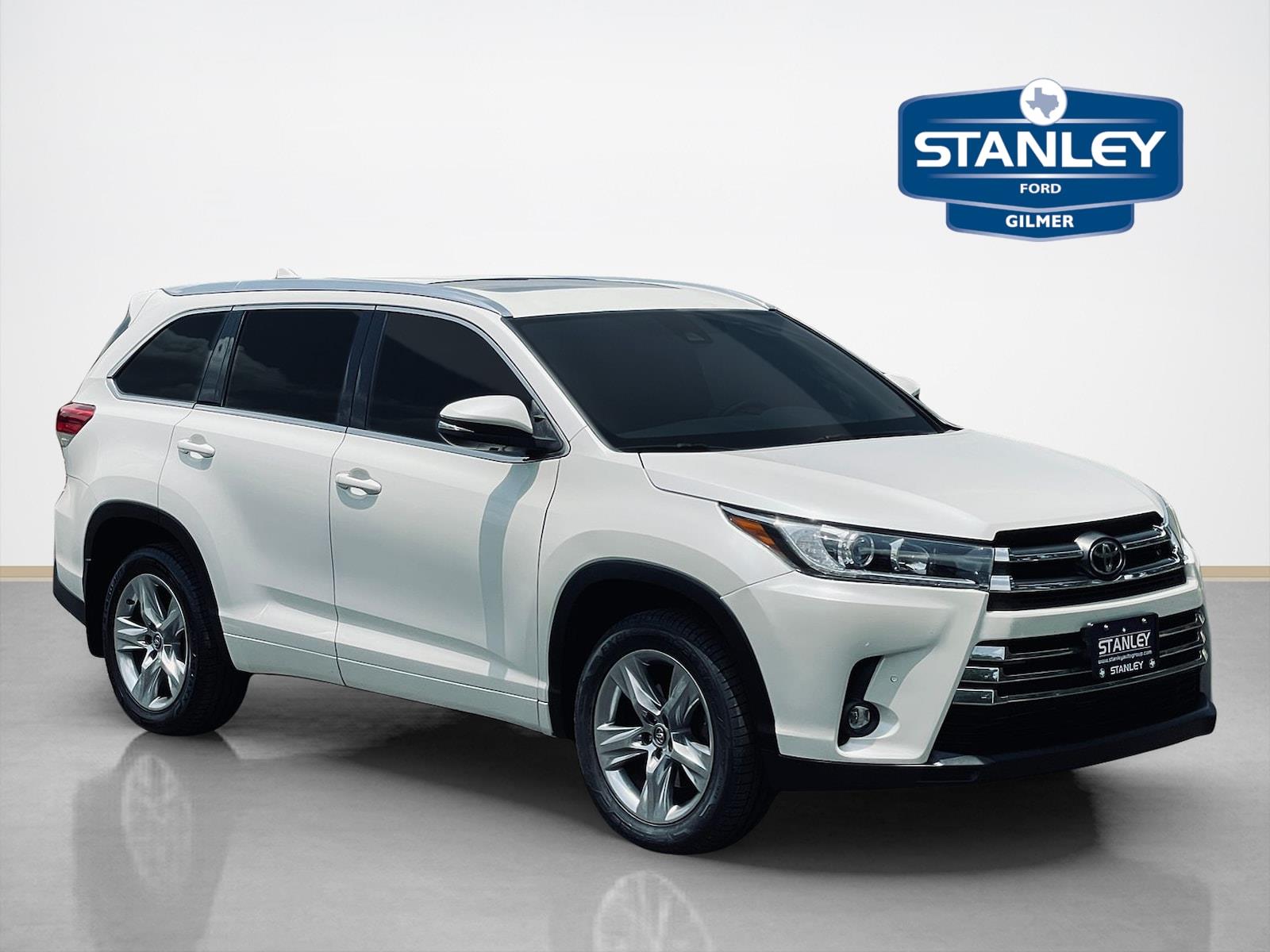 White (Blizzard Pearl) 2019 Toyota Highlander SUV / Crossover Front-Wheel Drive 8-Speed Automatic
