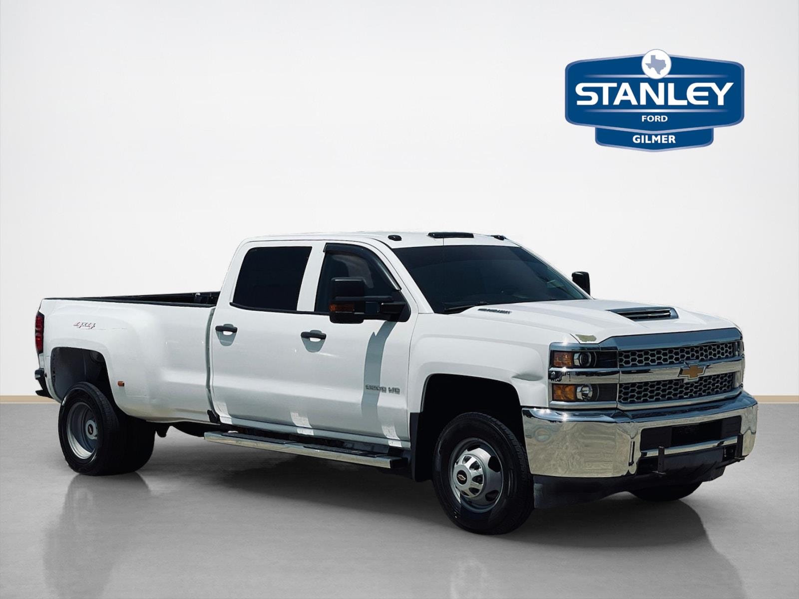 Summit White 2019 Chevrolet Silverado 3500HD Pickup Truck Four-Wheel Drive 6-Speed Automatic