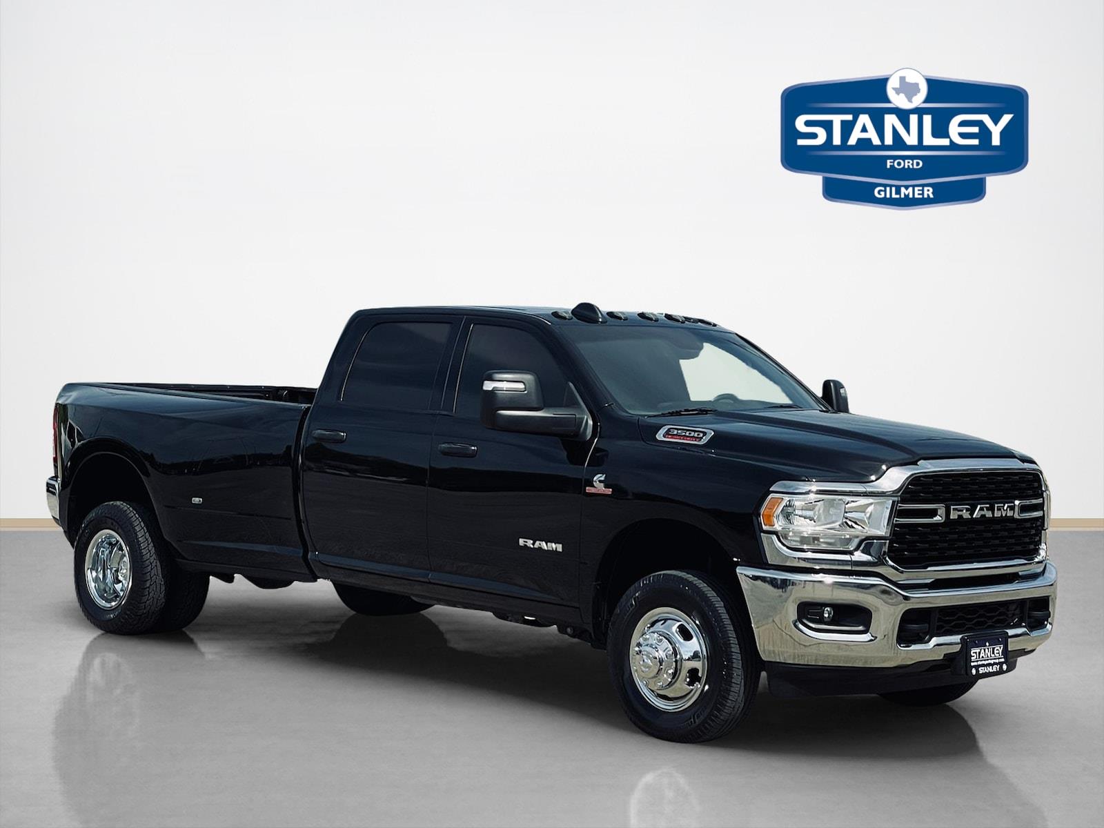2024 RAM 3500 Lone Star Crew Cab LB DRW 4WD