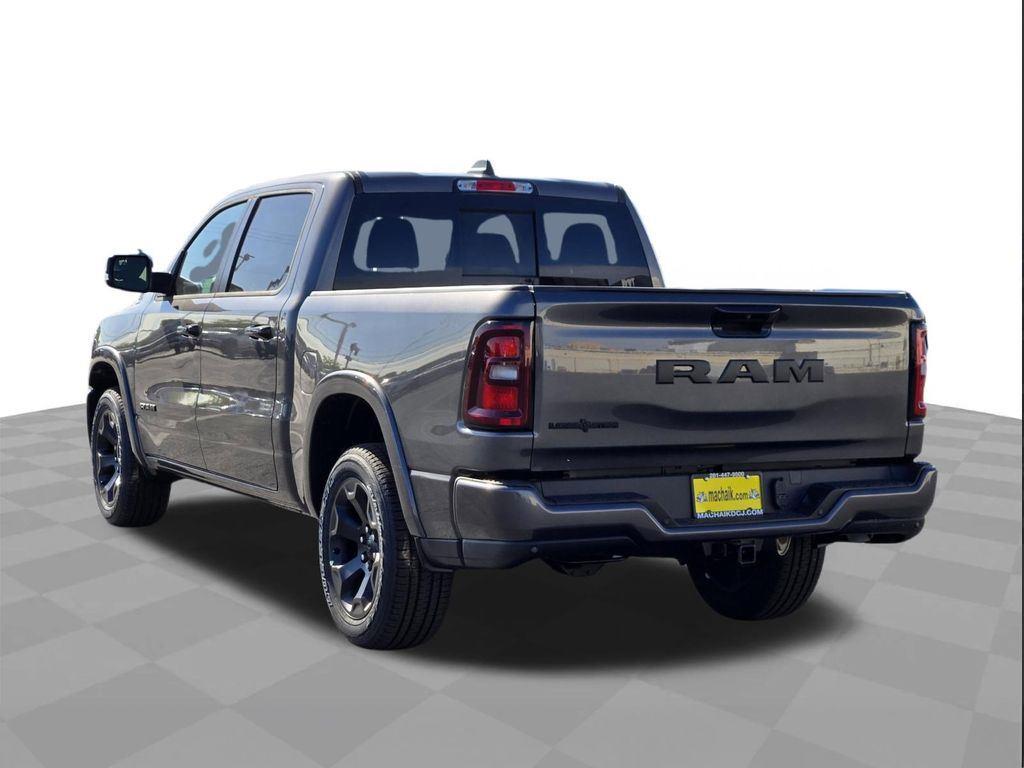 View vehicle photo 4