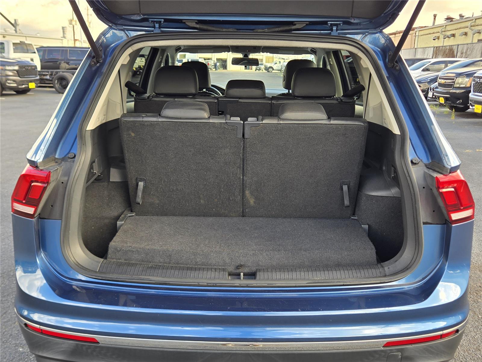 2020 Volkswagen Tiguan SE at Lone Star Chevrolet