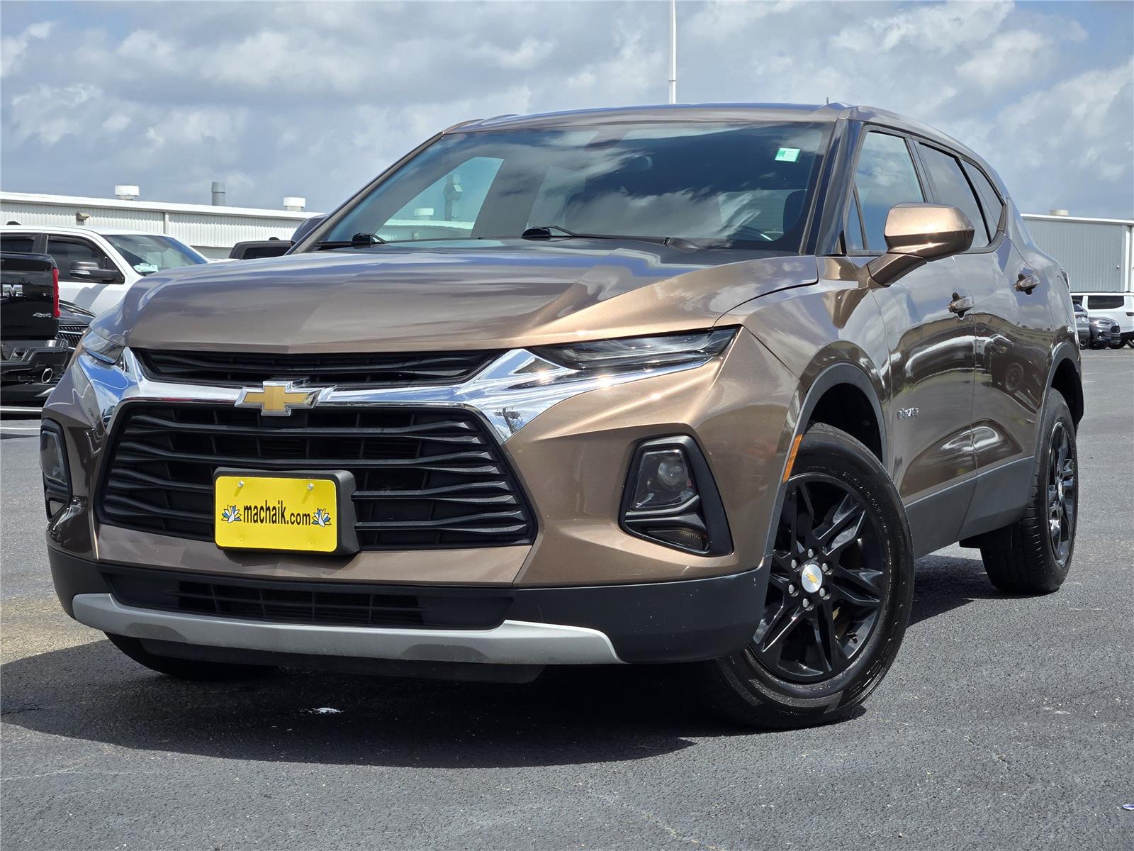 Oakwood Metallic 2019 Chevrolet Blazer SUV / Crossover Front-Wheel Drive