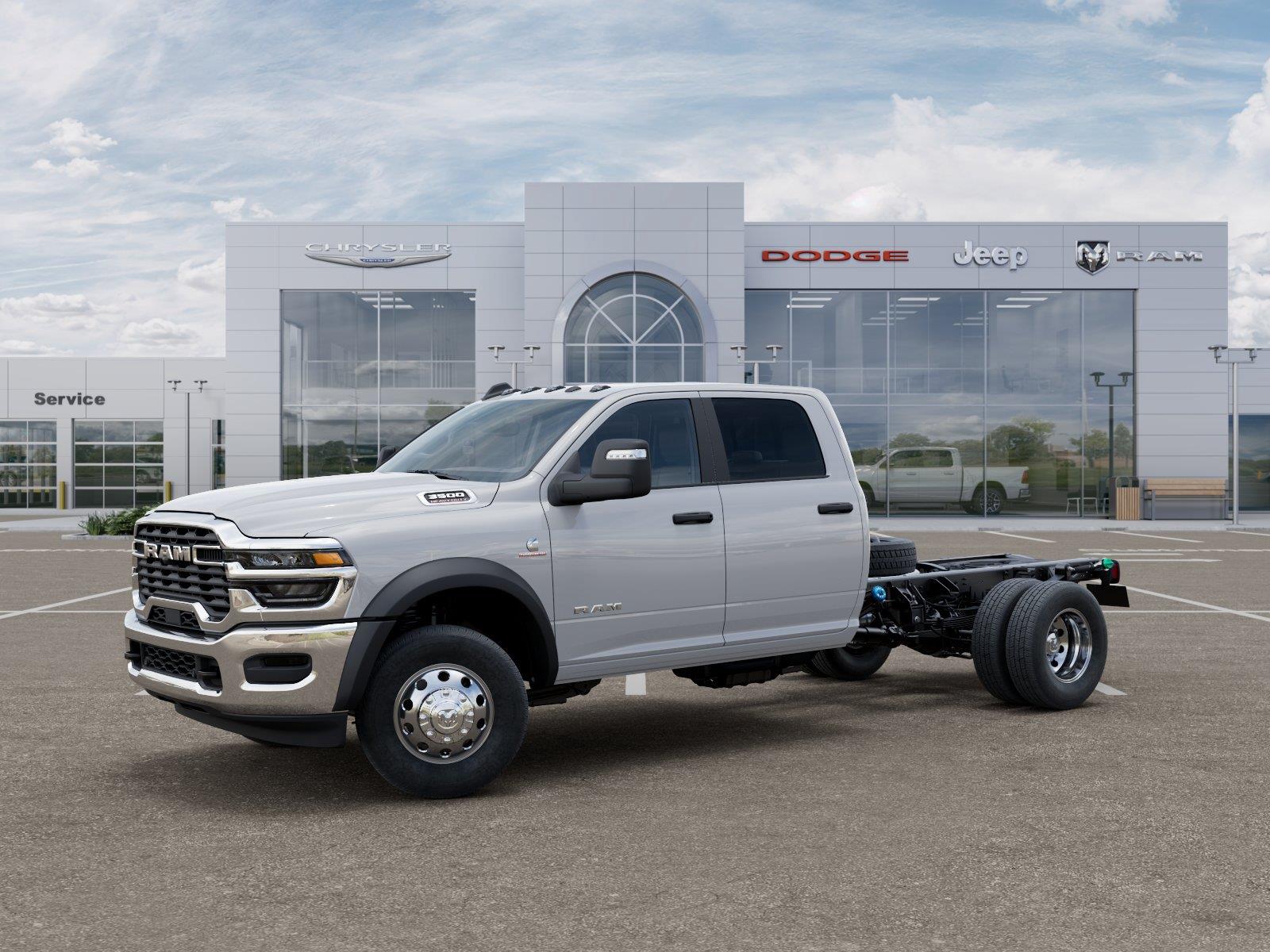 2025 Ram 3500 Chassis Cab photo 8 of 21