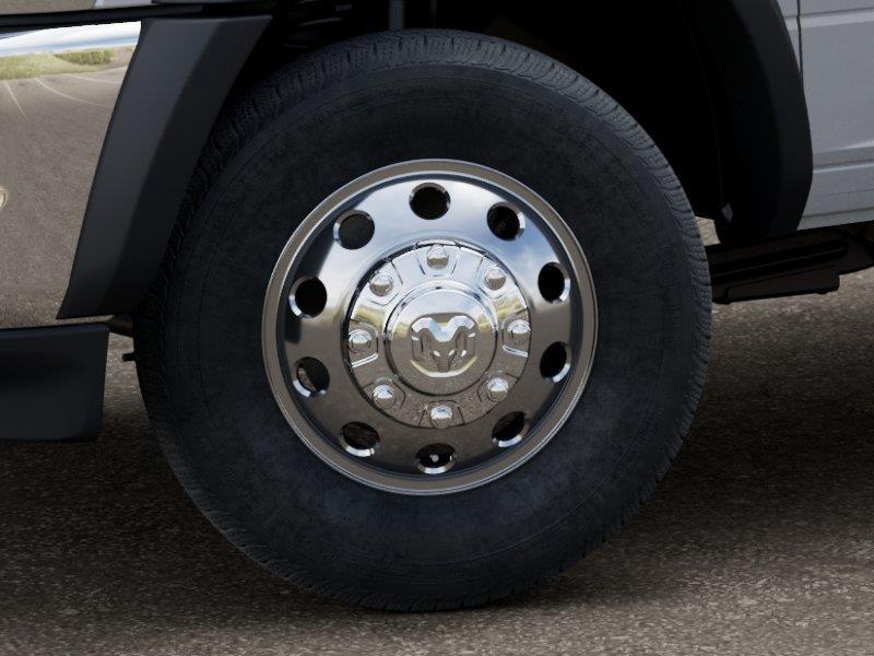 2025 Ram 3500 Chassis Cab photo 7 of 21