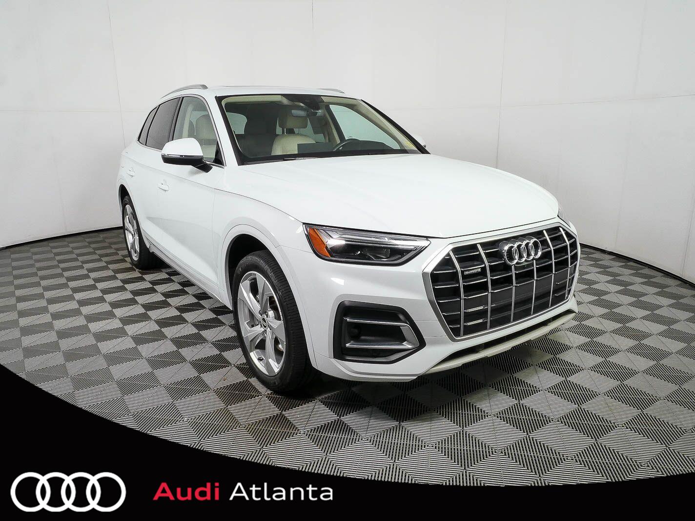 Glacier White Metallic 2021 Audi Q5 SUV / Crossover All-Wheel Drive Automatic