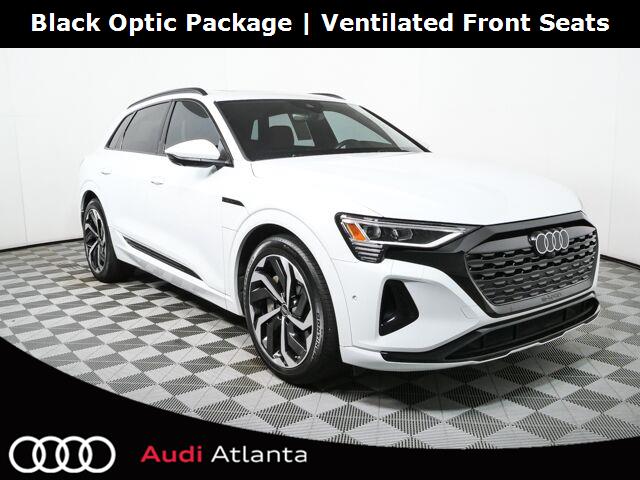  2024 Audi Q8 e-tron quattro Premium Plus AWD   