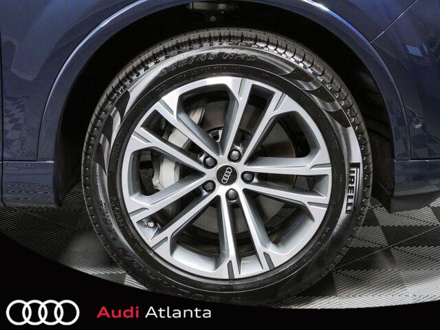 Carrara White 2026 Audi SQ7 SUV / Crossover All-Wheel Drive Automatic