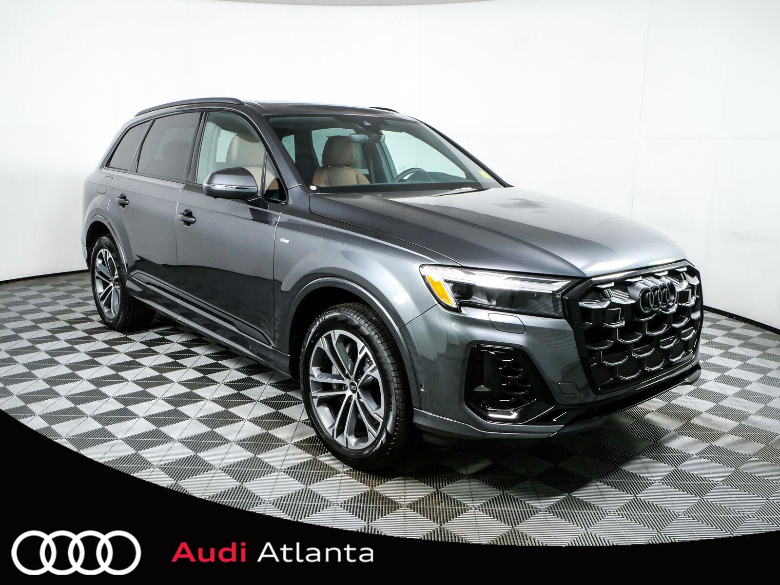 Daytona Gray Pearl Effect 2026 Audi Q7 SUV / Crossover All-Wheel Drive Automatic